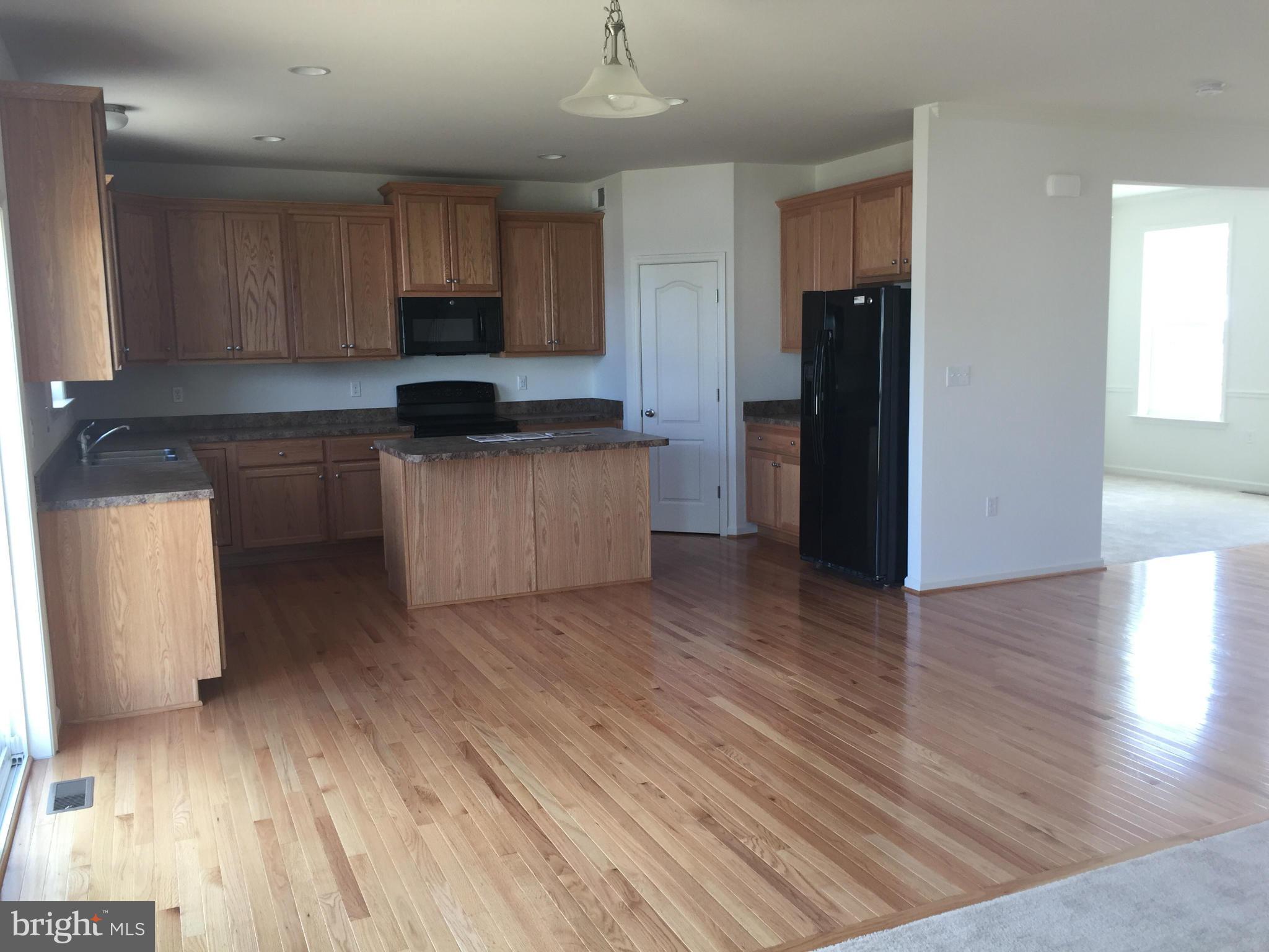 STONEBROOK VILLAGE - Residential