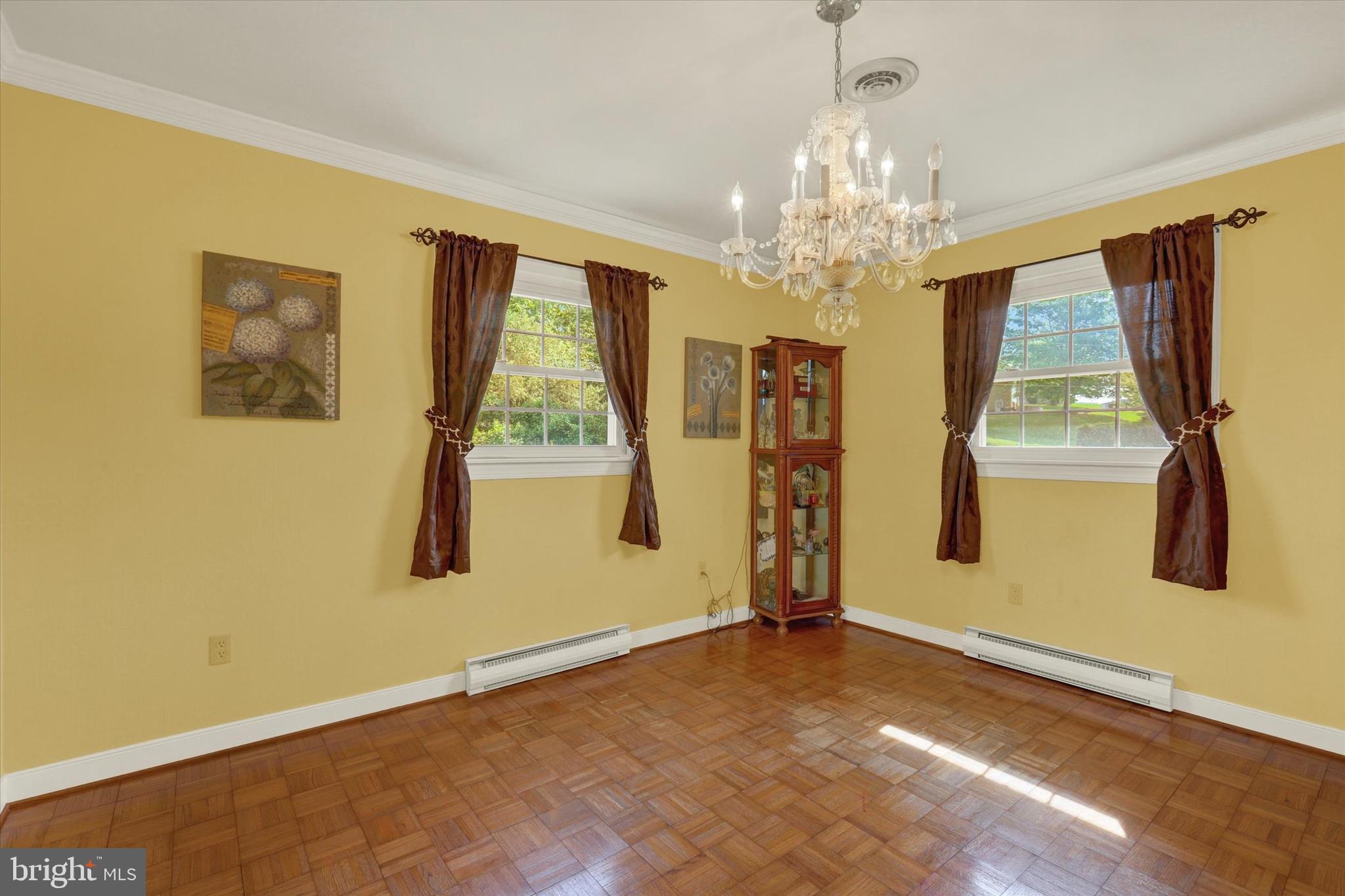 HILLANDALE - Residential