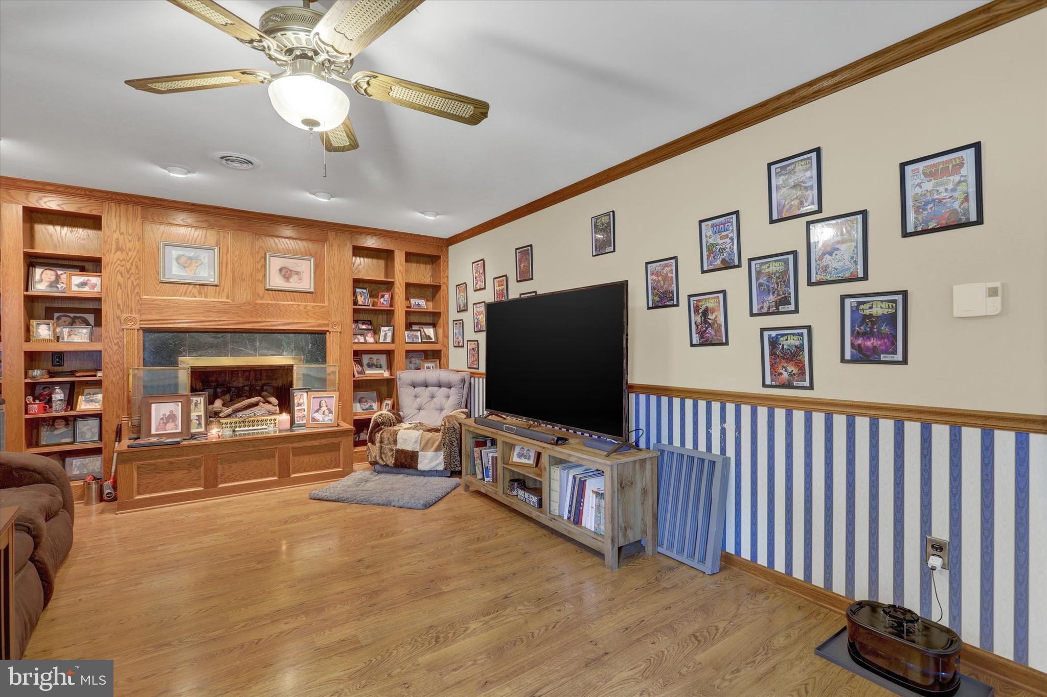 HILLANDALE - Residential