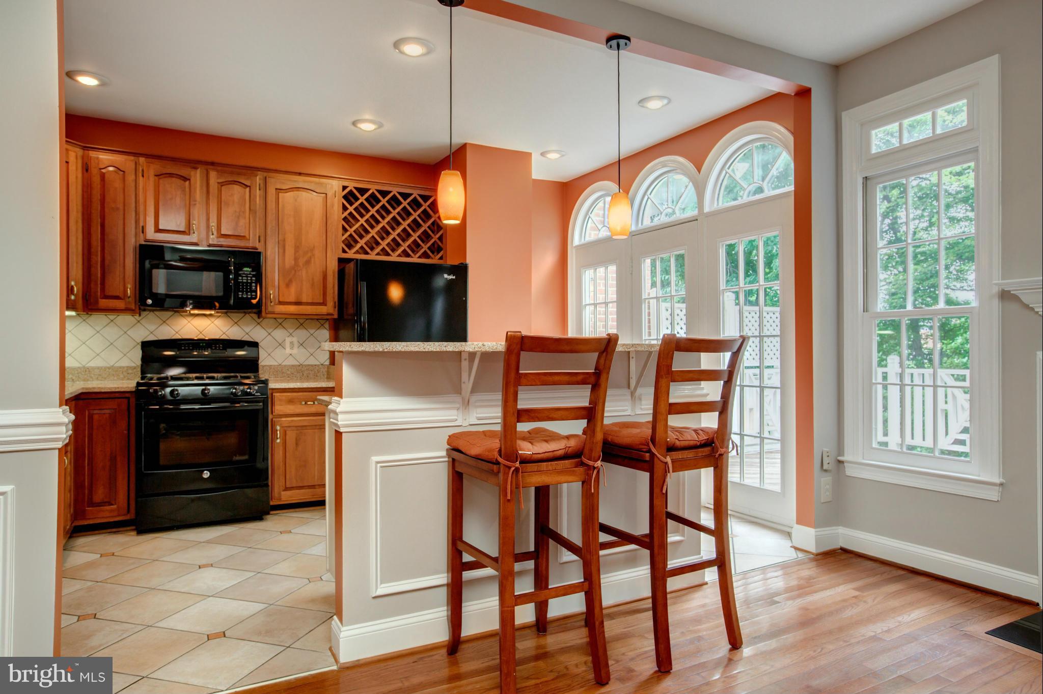 COURTHOUSE WOODS - Residential