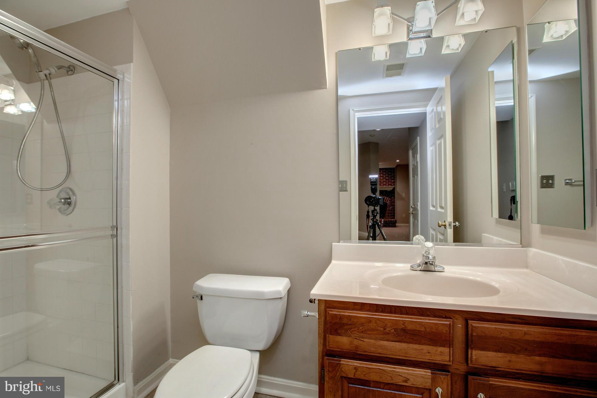 COURTHOUSE WOODS - Residential