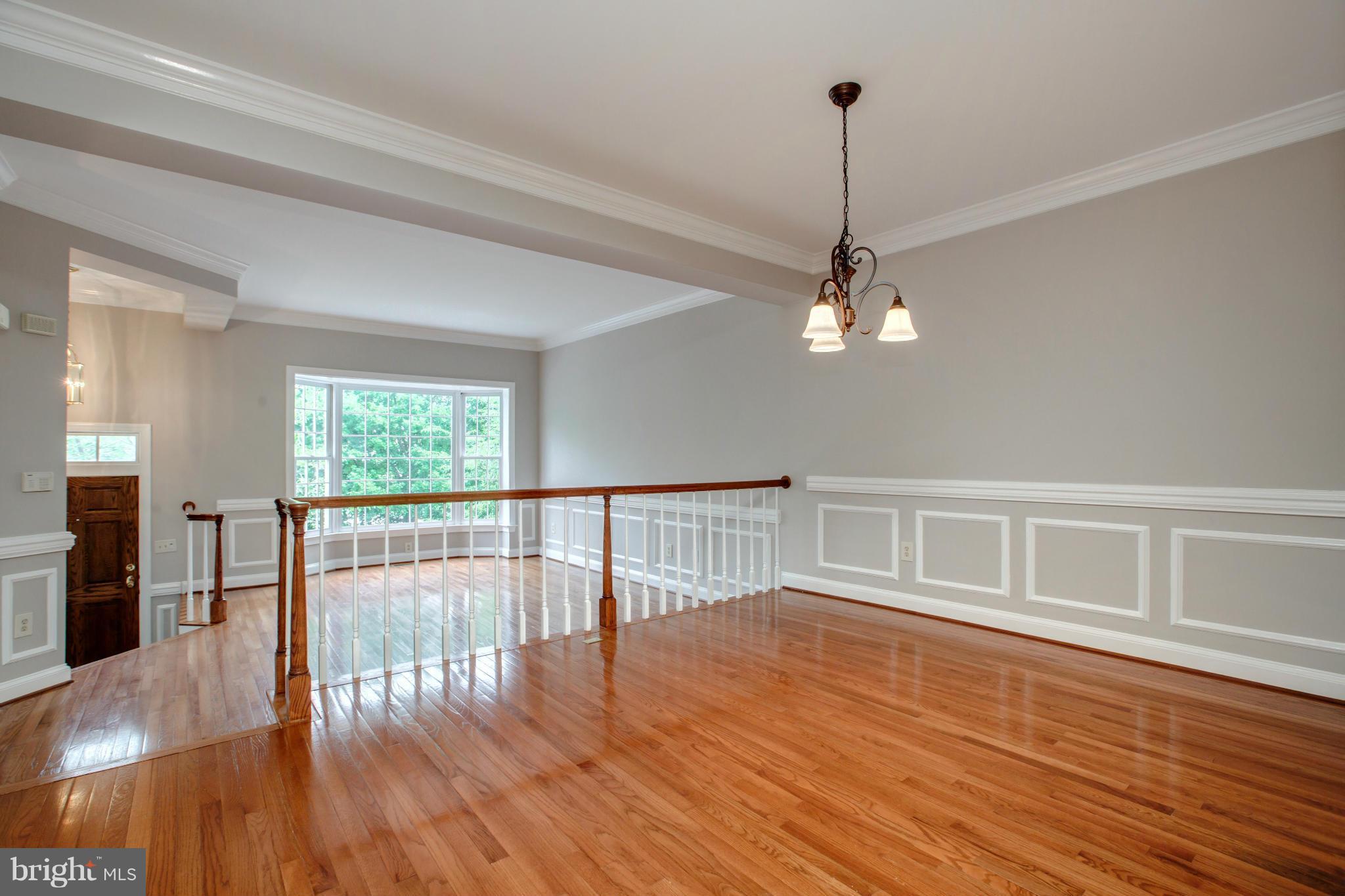 COURTHOUSE WOODS - Residential