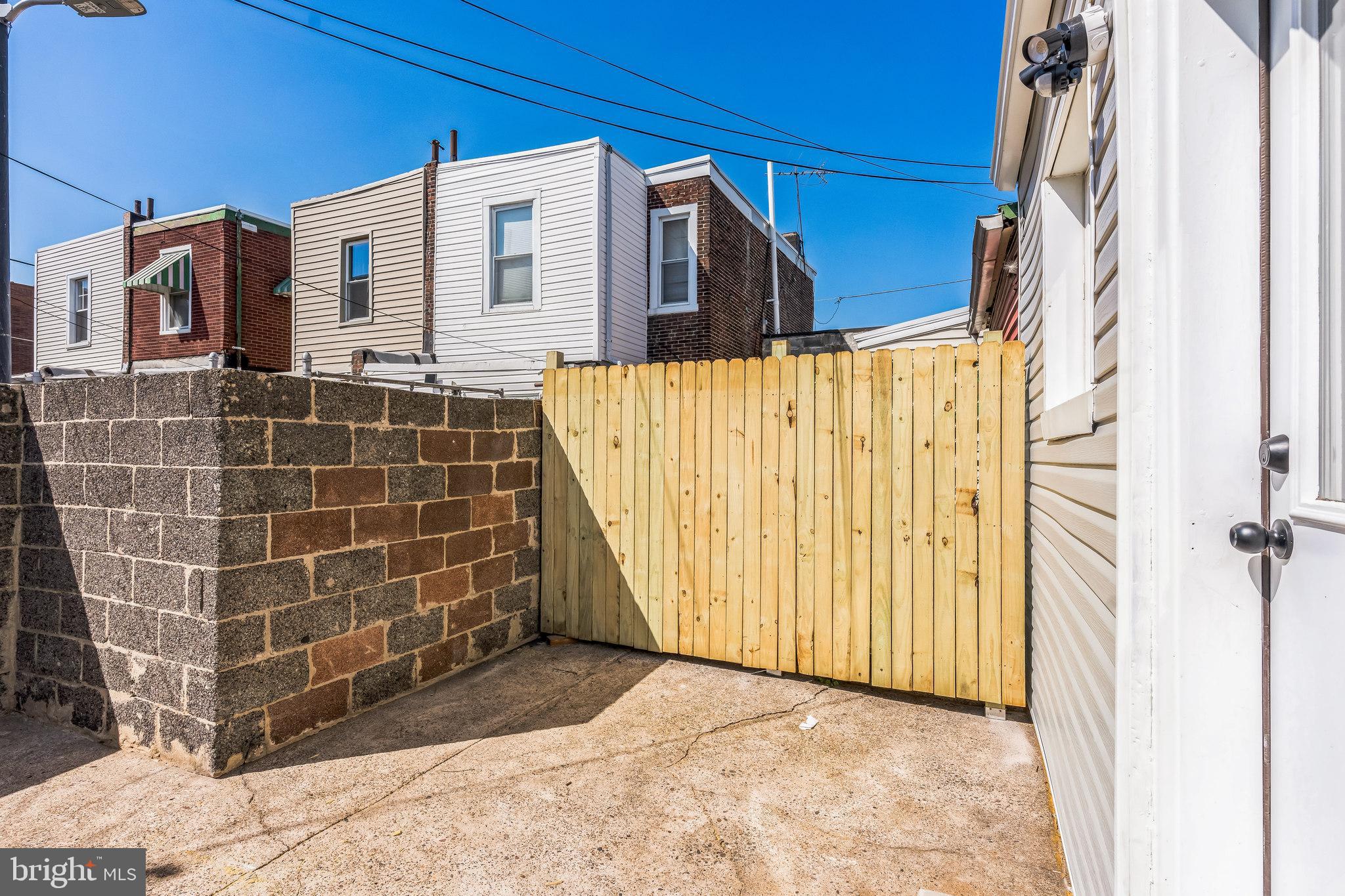 PORT RICHMOND - Residential