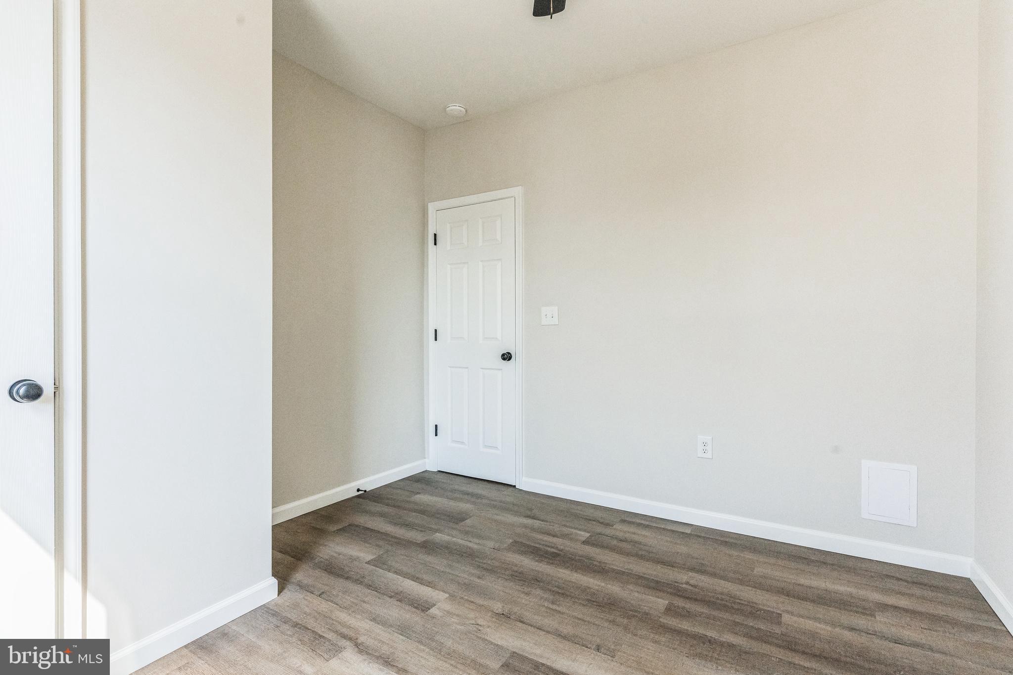 PORT RICHMOND - Residential