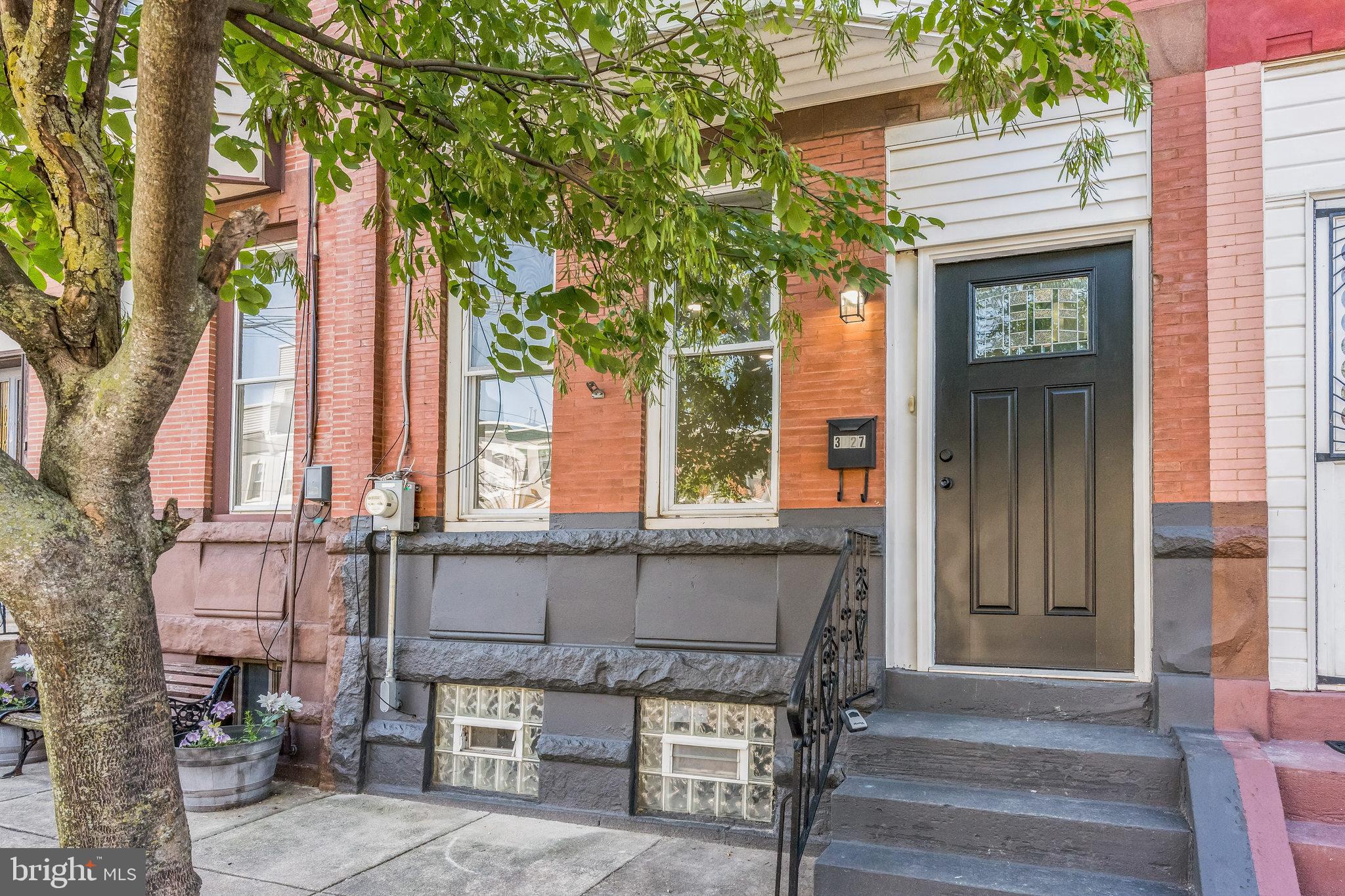 PORT RICHMOND - Residential