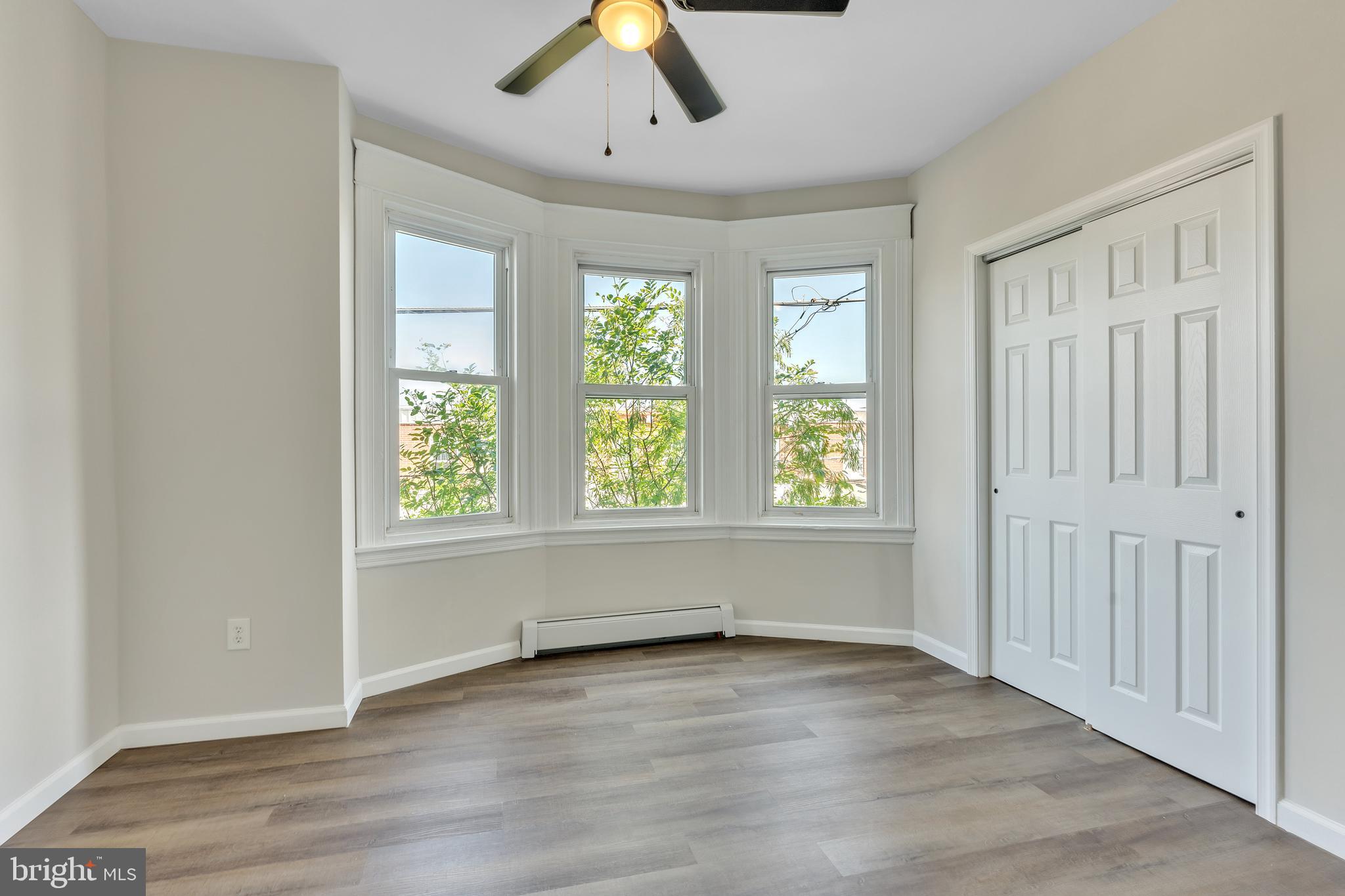 PORT RICHMOND - Residential