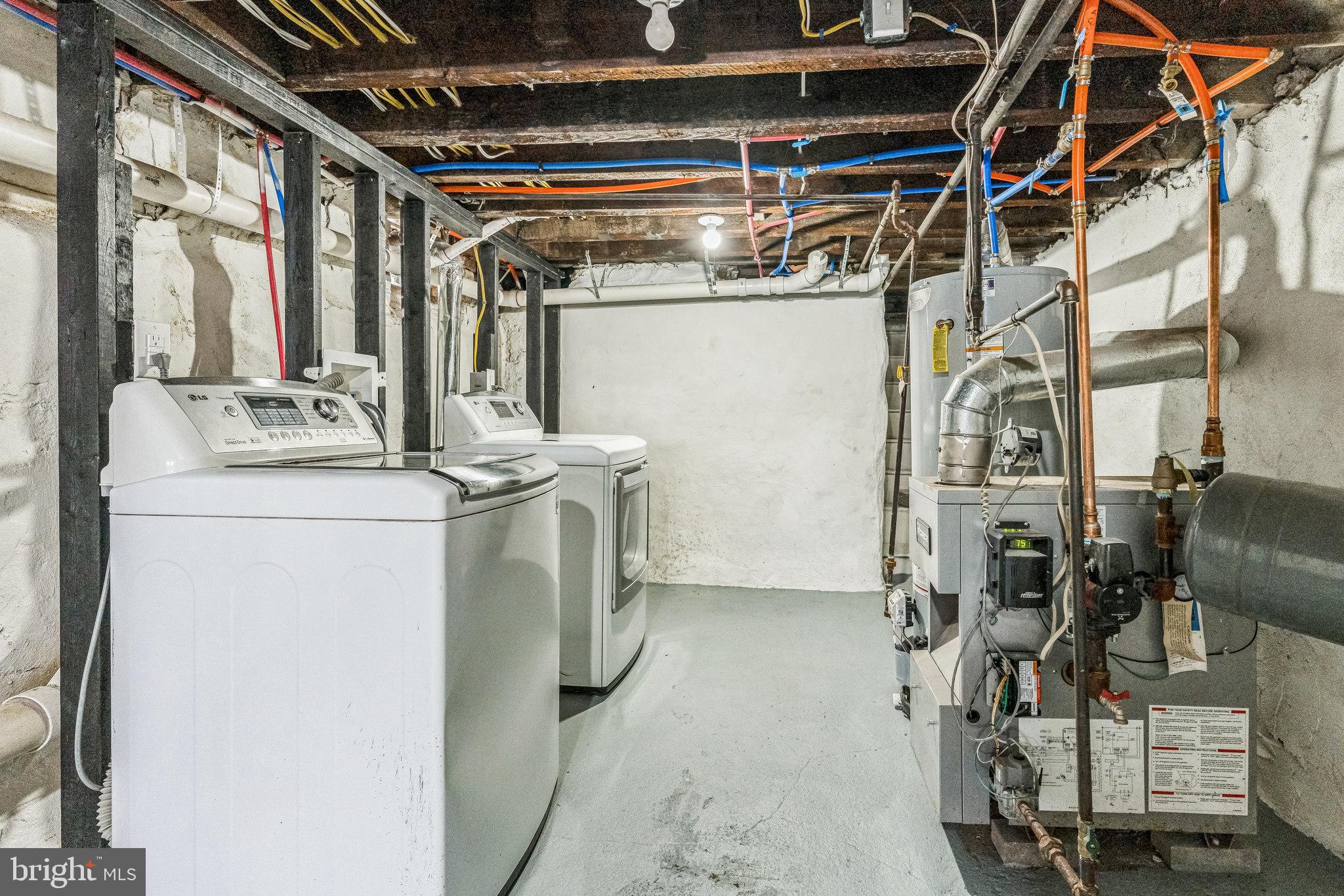 PORT RICHMOND - Residential