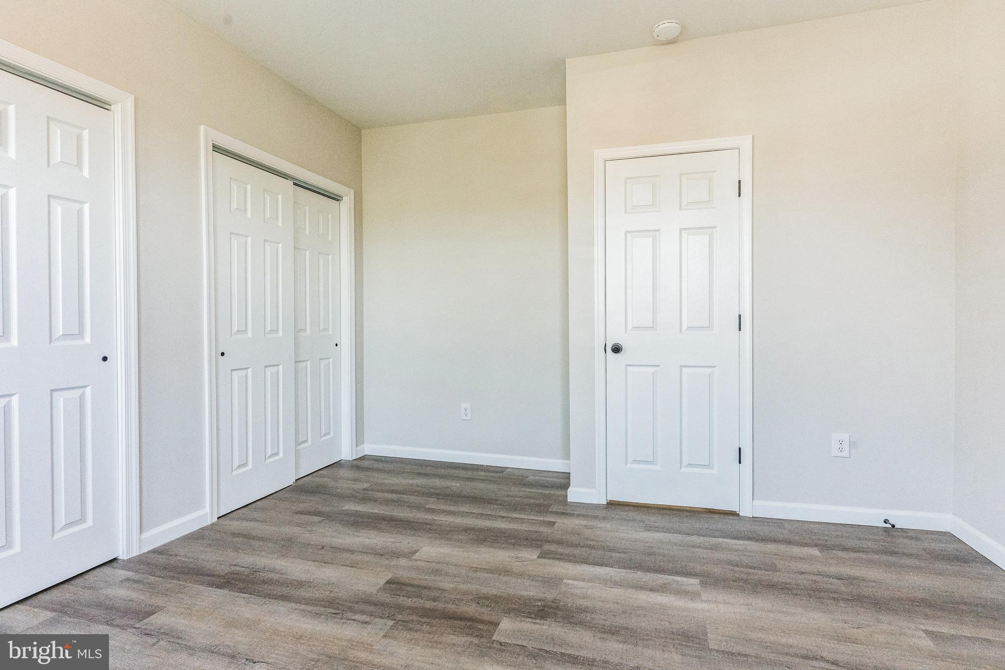 PORT RICHMOND - Residential