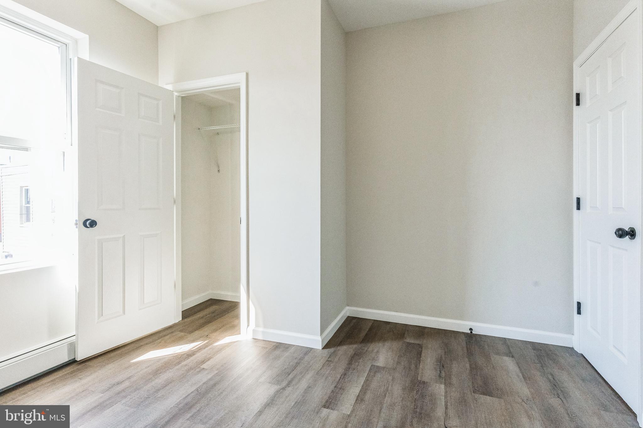 PORT RICHMOND - Residential