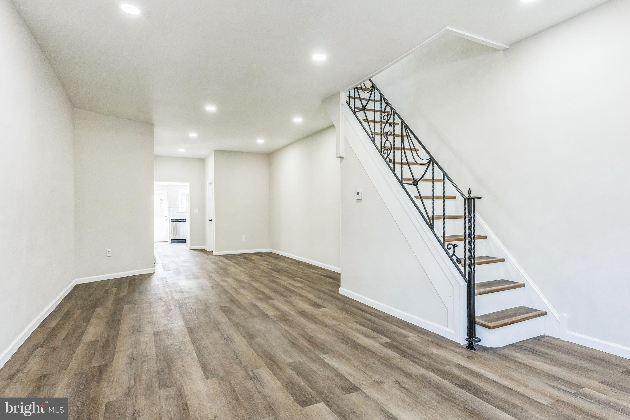 PORT RICHMOND - Residential