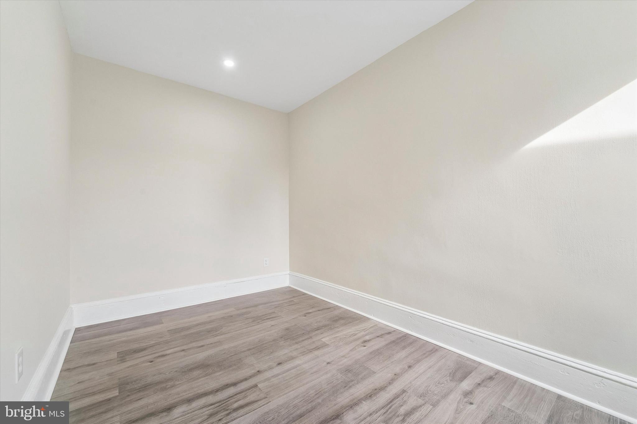 NORRIS SQUARE - Residential