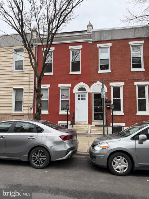 Townhouse For Sale - 1921 N Hancock Street<br/> PHILADELPHIA, PA 19122