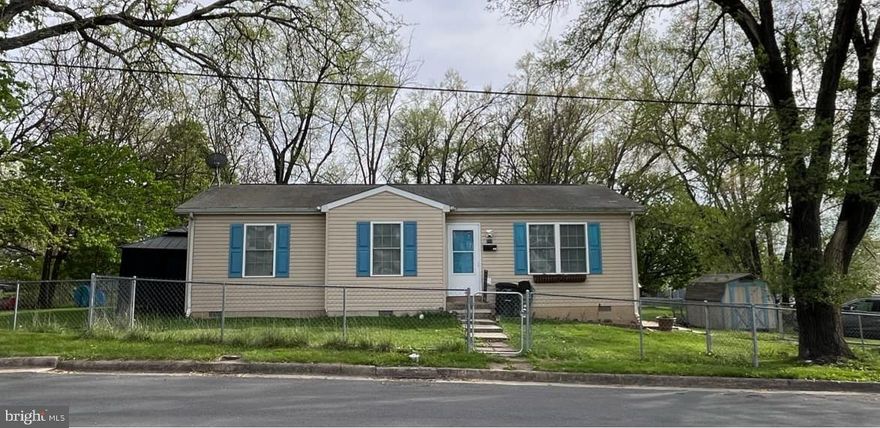 Great opportunity to own this fabulous 3-bedroom rancher, 1 and ½ -bath home in the north end of Martinsburg. Enjoy upgraded flooring throughout the home. Kitchen features lots of fresh upgrades. Comfortable family room and more. Overlooks beautiful trees at the end of road with lots of privacy.  Warm cozy feeling in city life. Very pretty, and ready to move in.