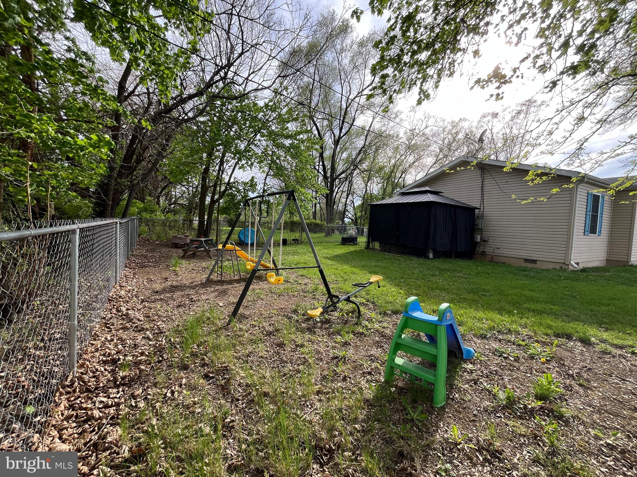 STRINESVILLE - Residential