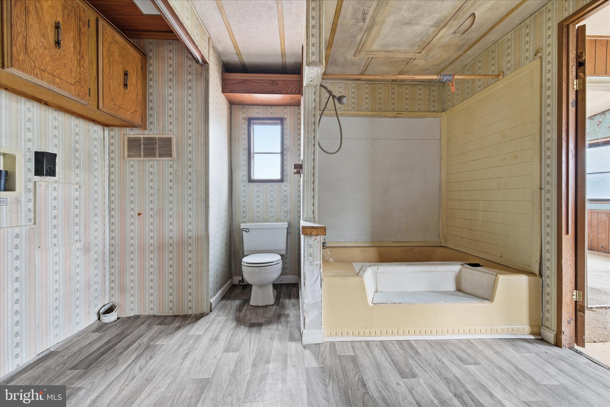 HARPERS FERRY CAMPSITES - Residential