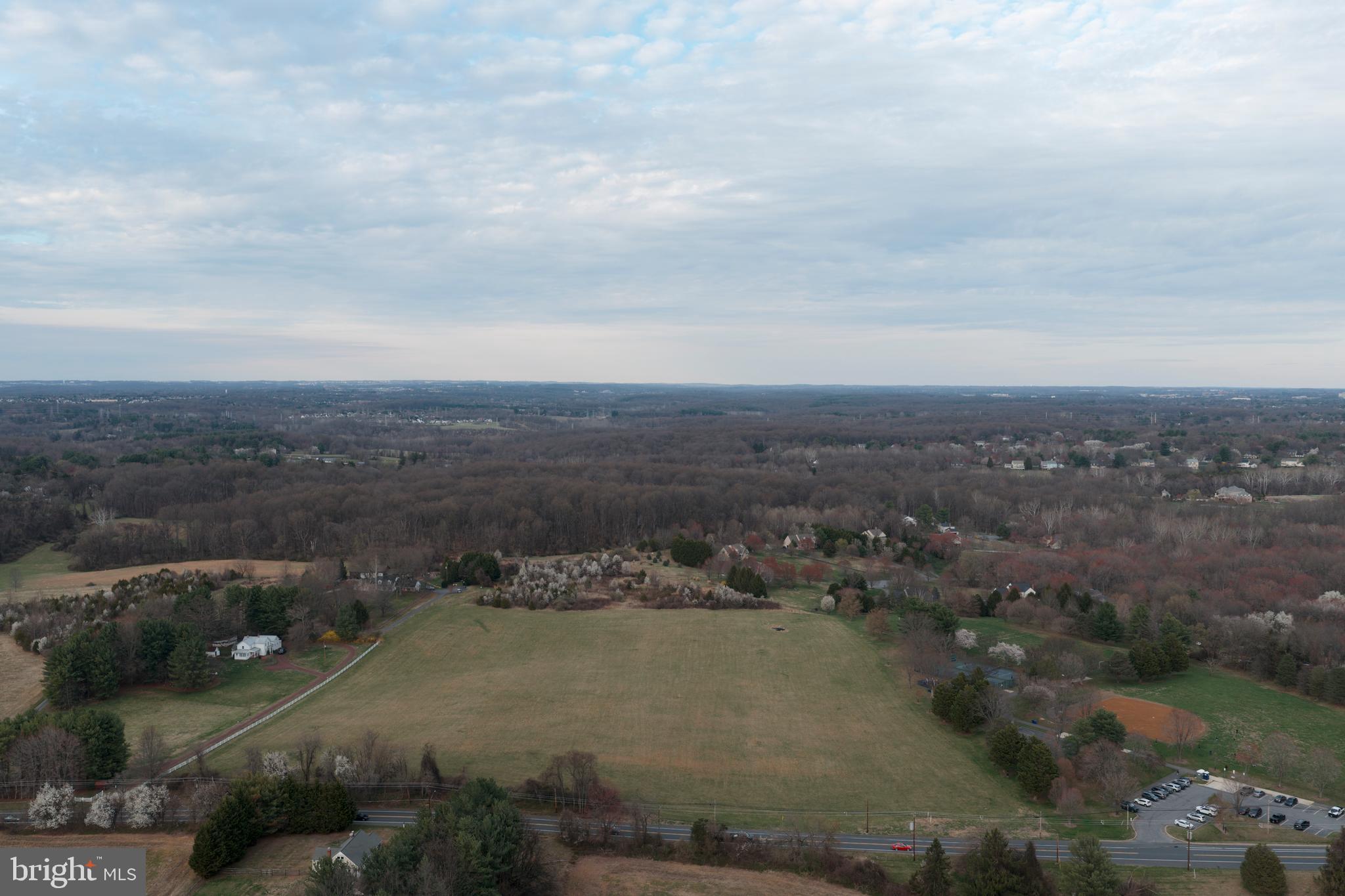 DARNESTOWN - Commercial Sale