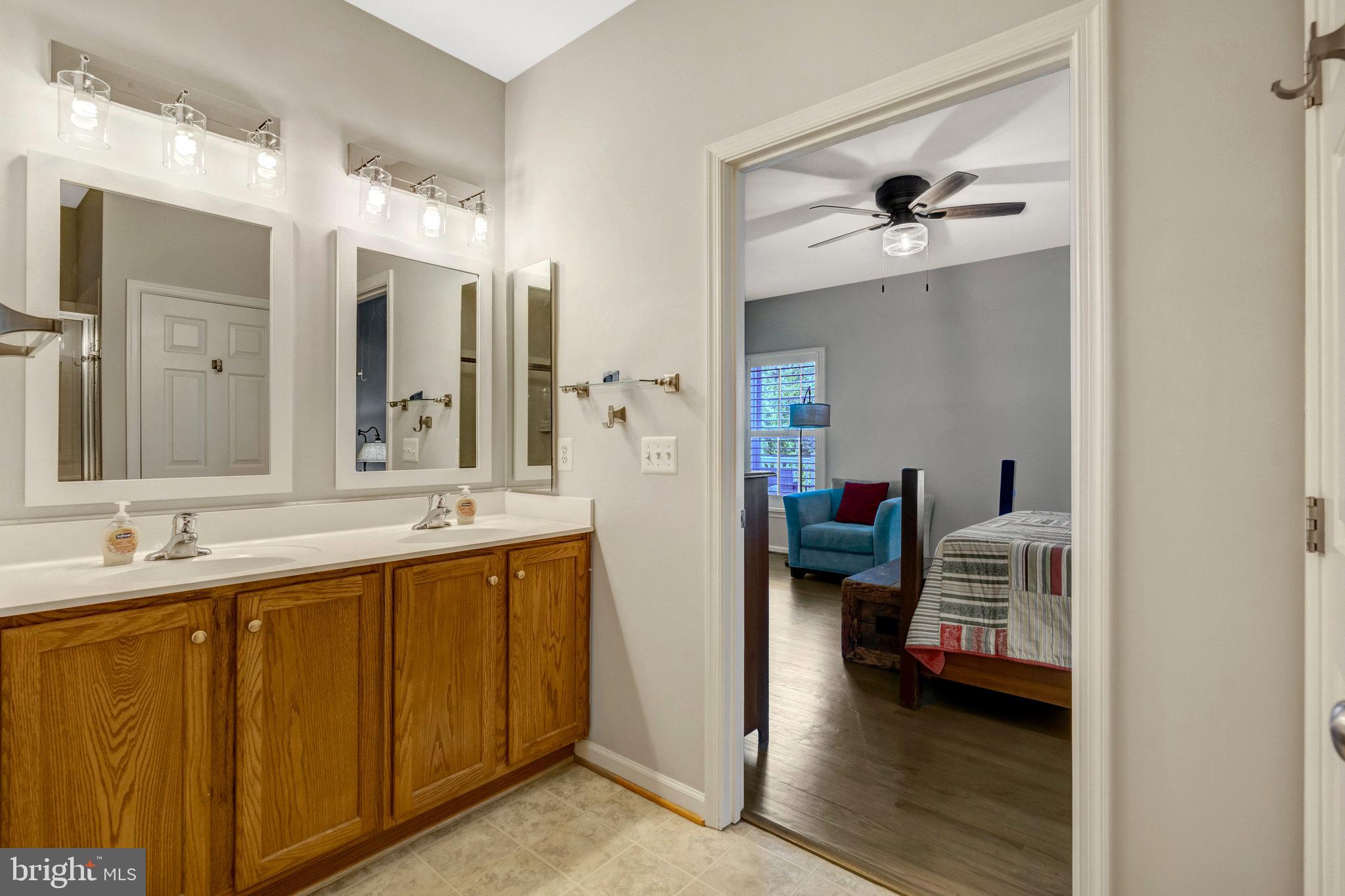 VILLAS AT THE RIDGES - Residential