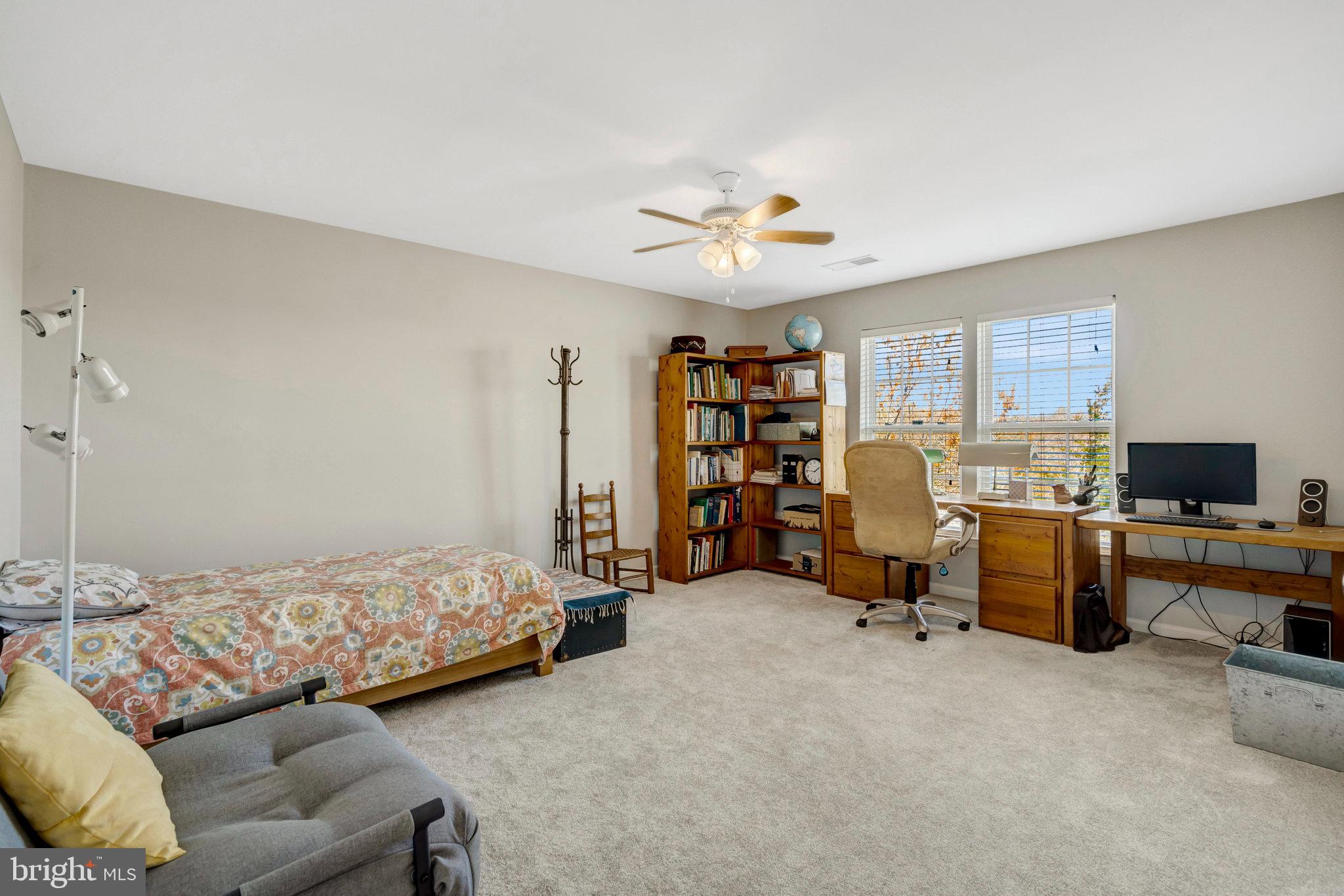 VILLAS AT THE RIDGES - Residential