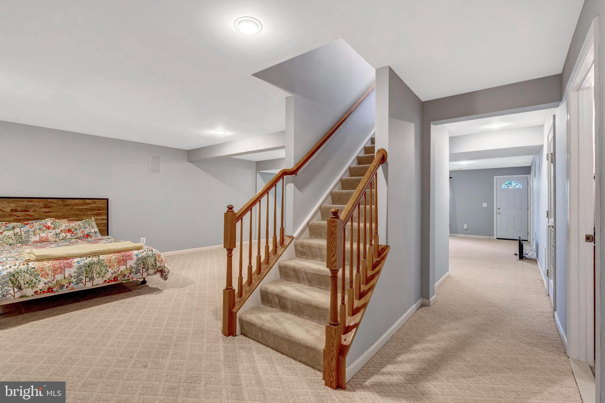 VILLAS AT THE RIDGES - Residential