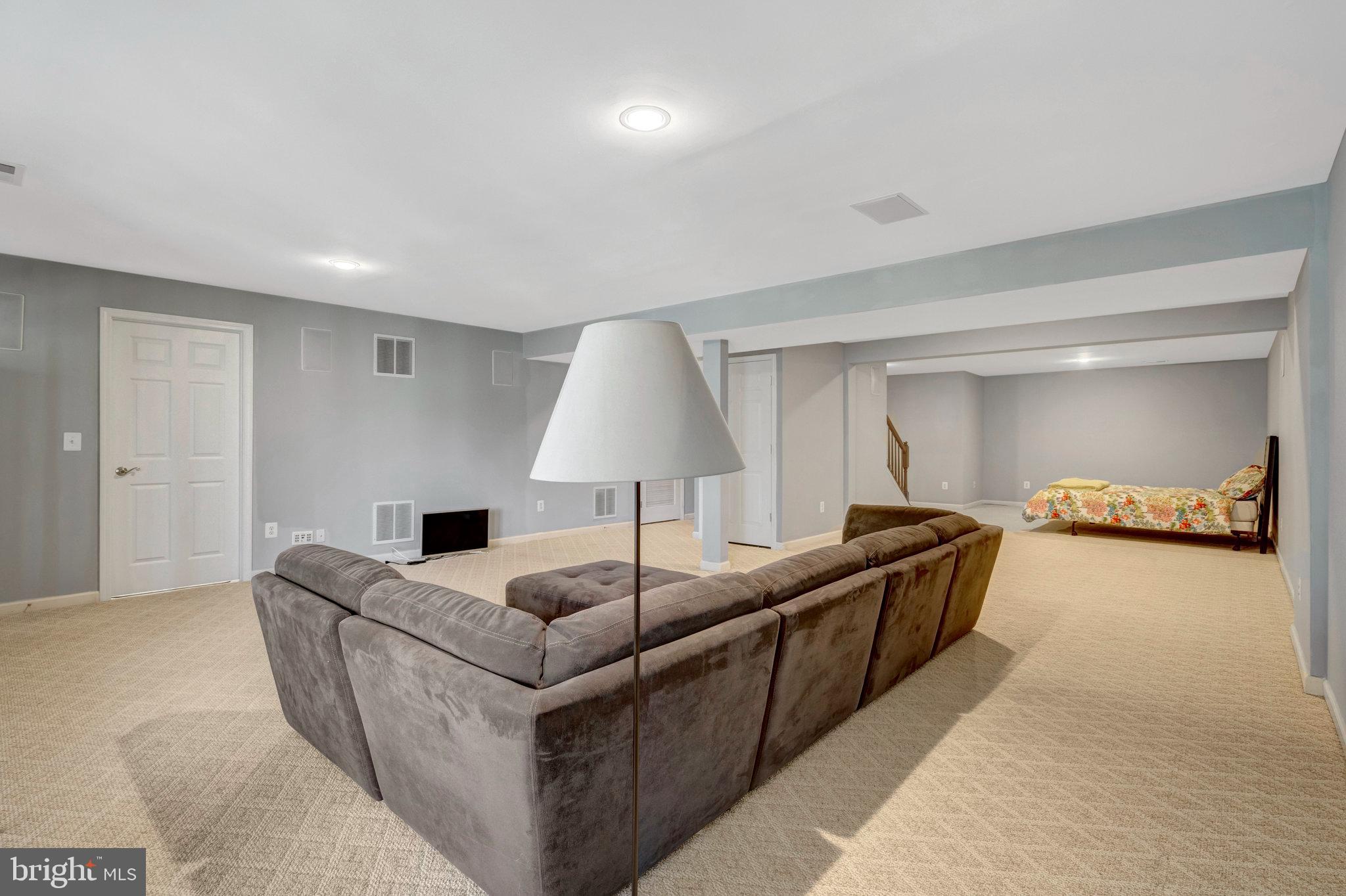 VILLAS AT THE RIDGES - Residential