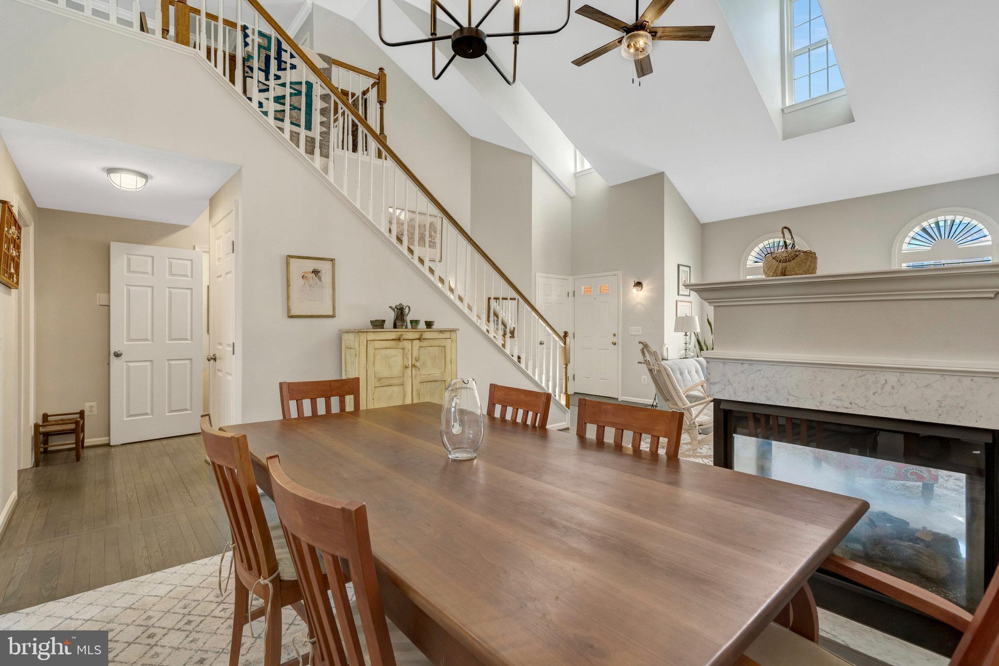 VILLAS AT THE RIDGES - Residential