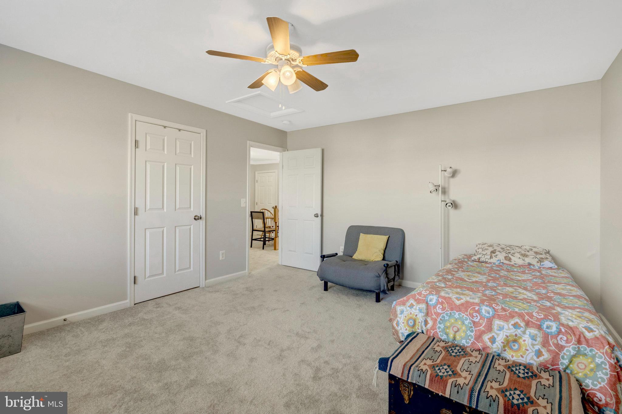 VILLAS AT THE RIDGES - Residential