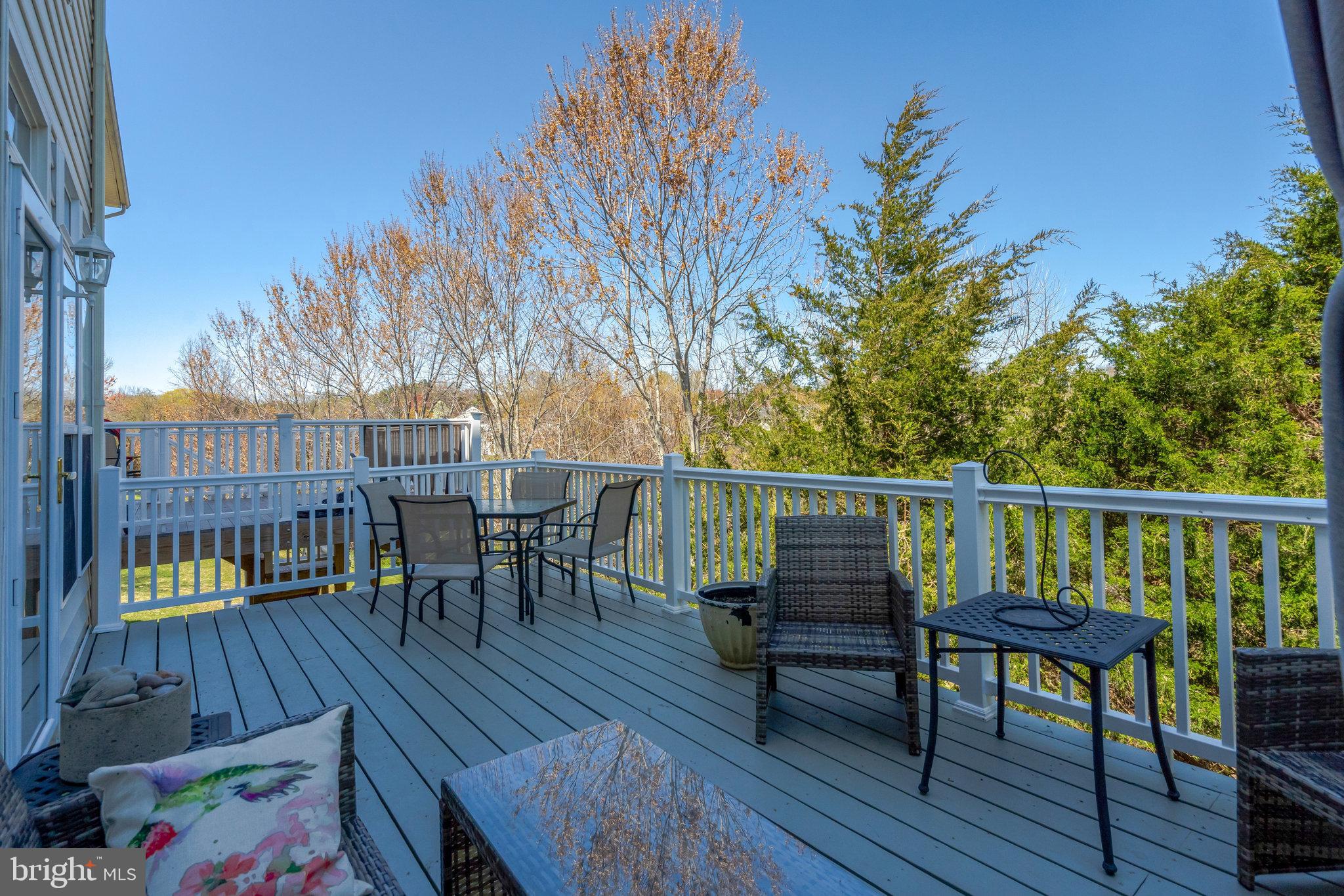 VILLAS AT THE RIDGES - Residential