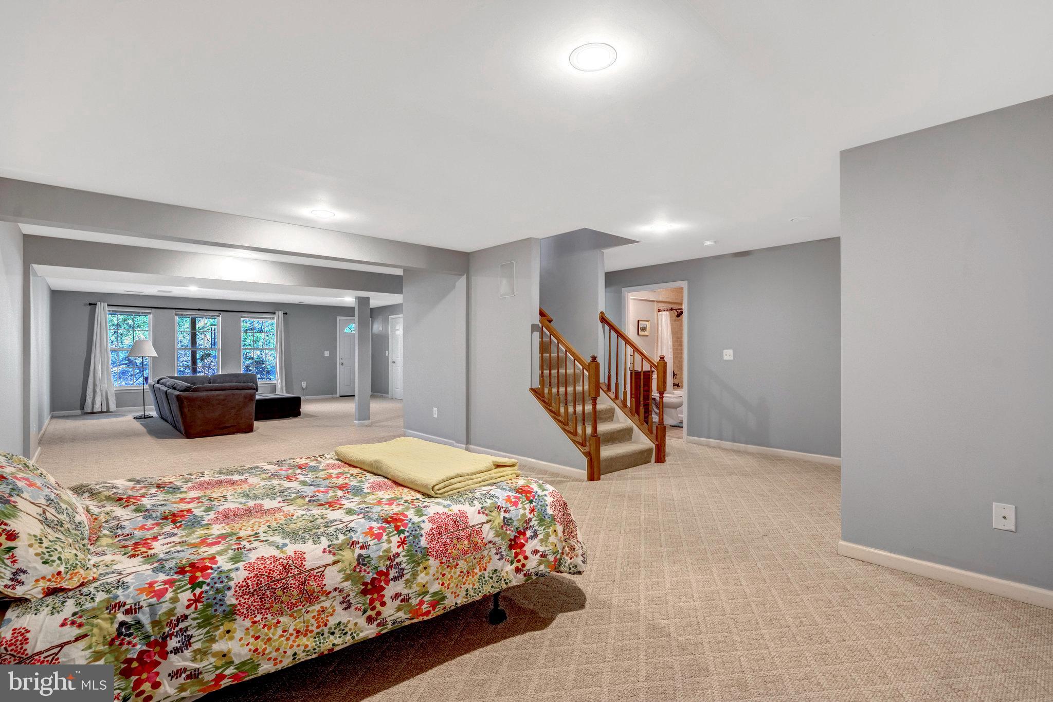 VILLAS AT THE RIDGES - Residential