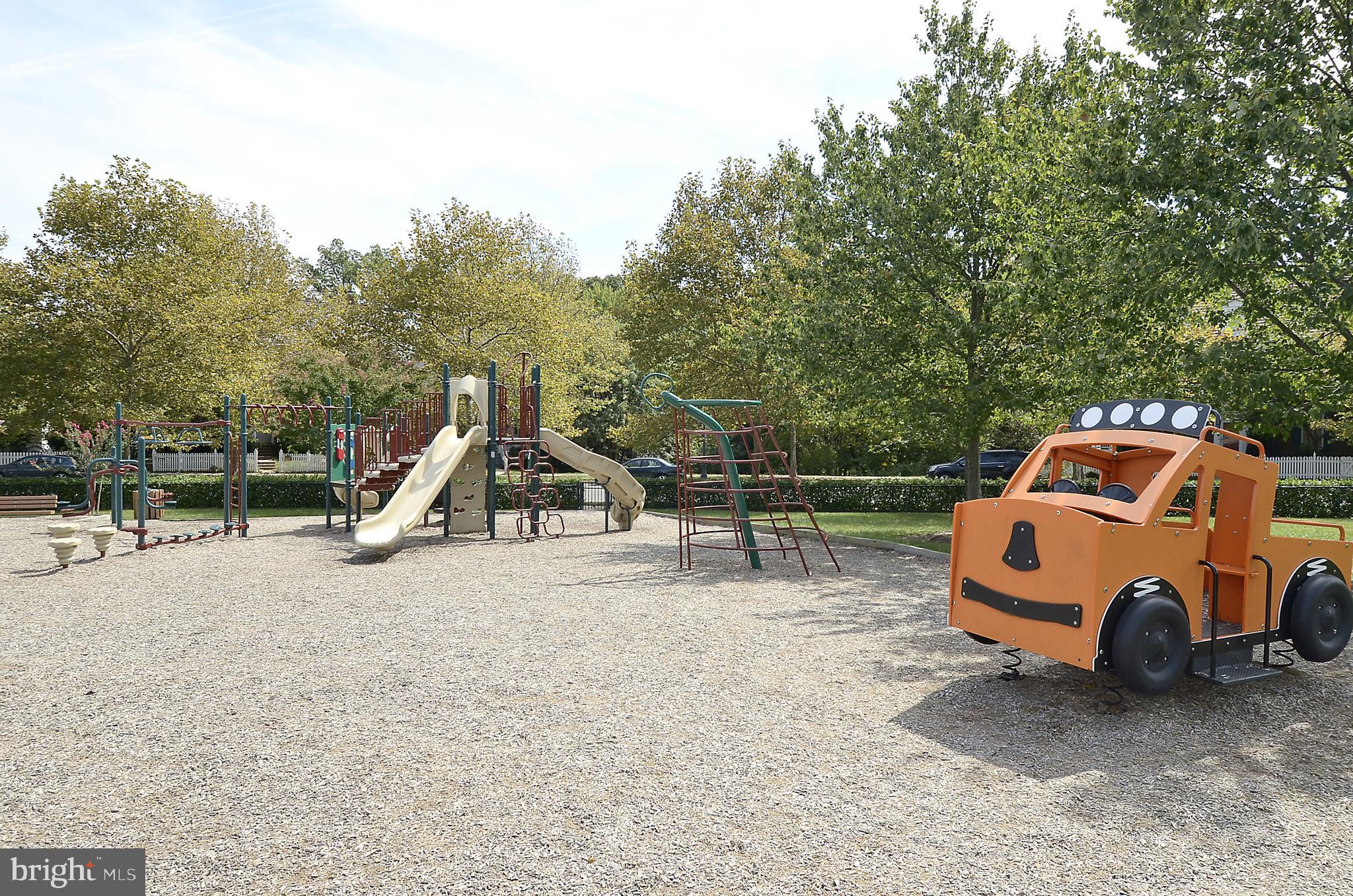 KENTLANDS - Residential