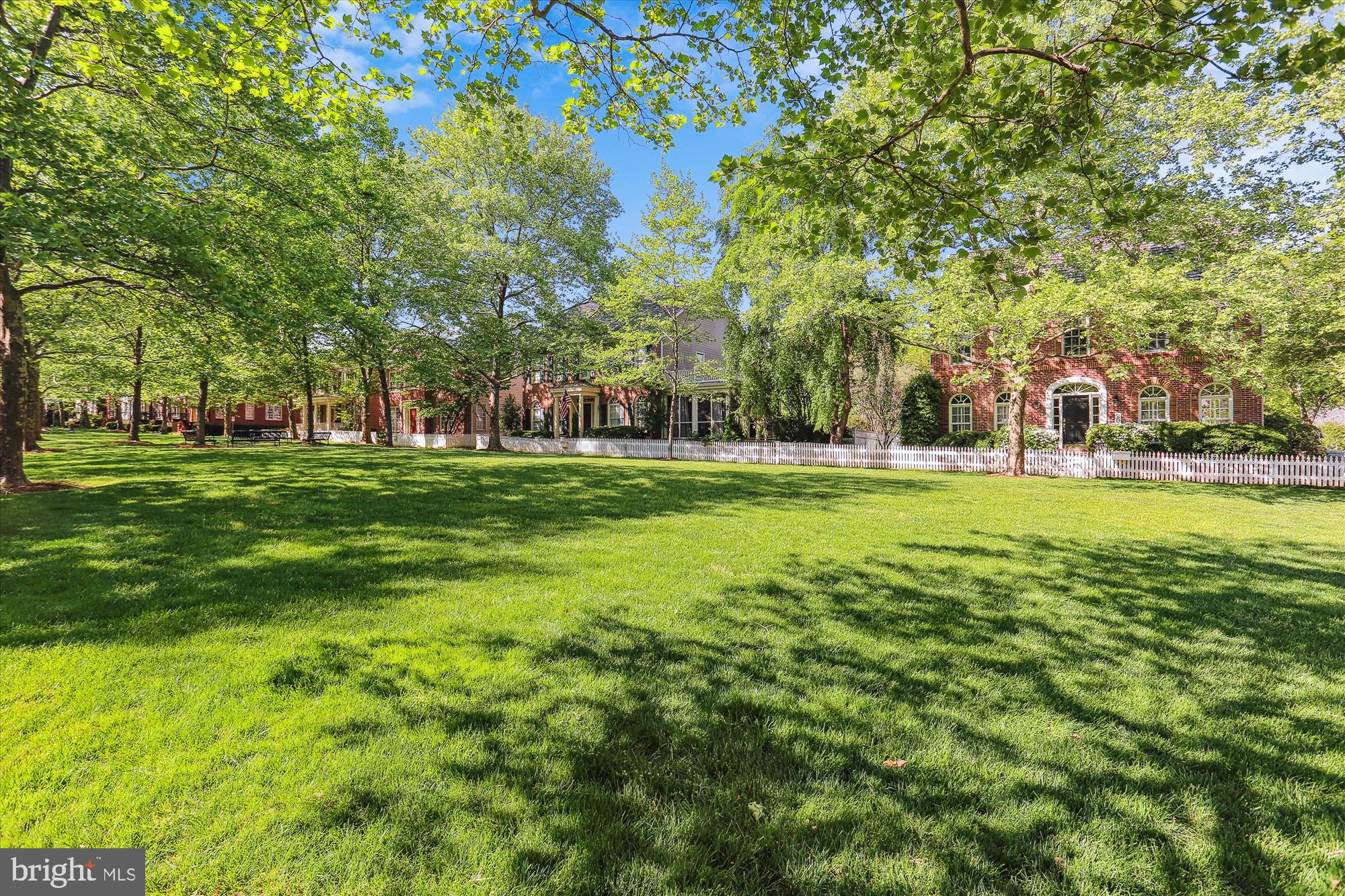 KENTLANDS - Residential