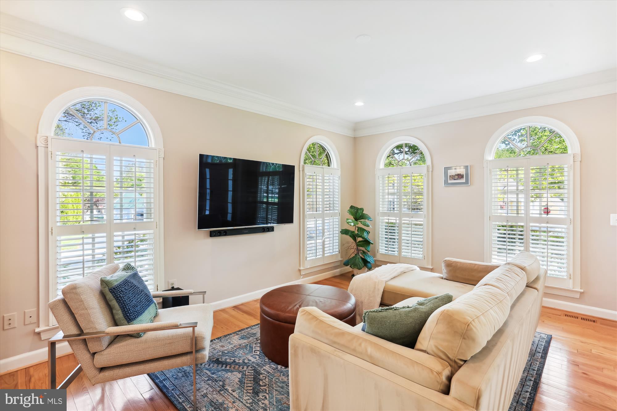 KENTLANDS - Residential