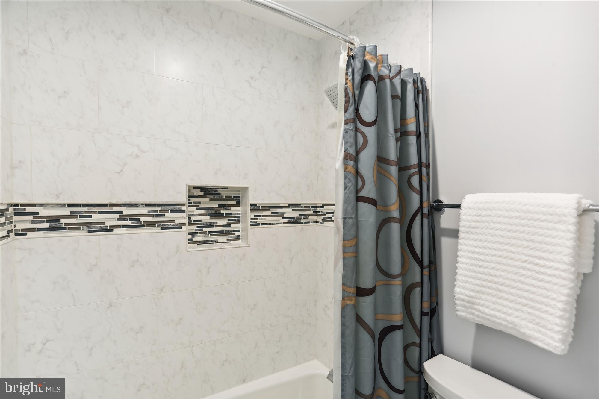 KENTLANDS - Residential