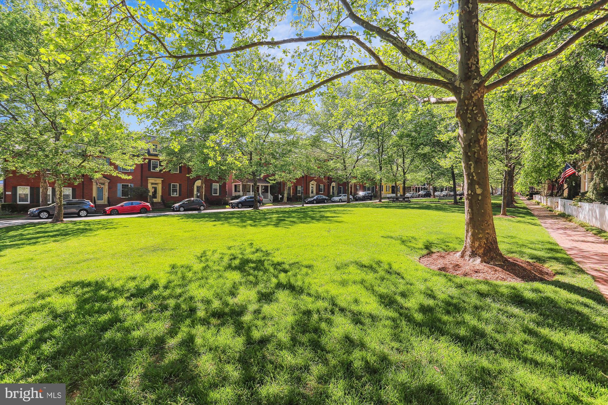 KENTLANDS - Residential