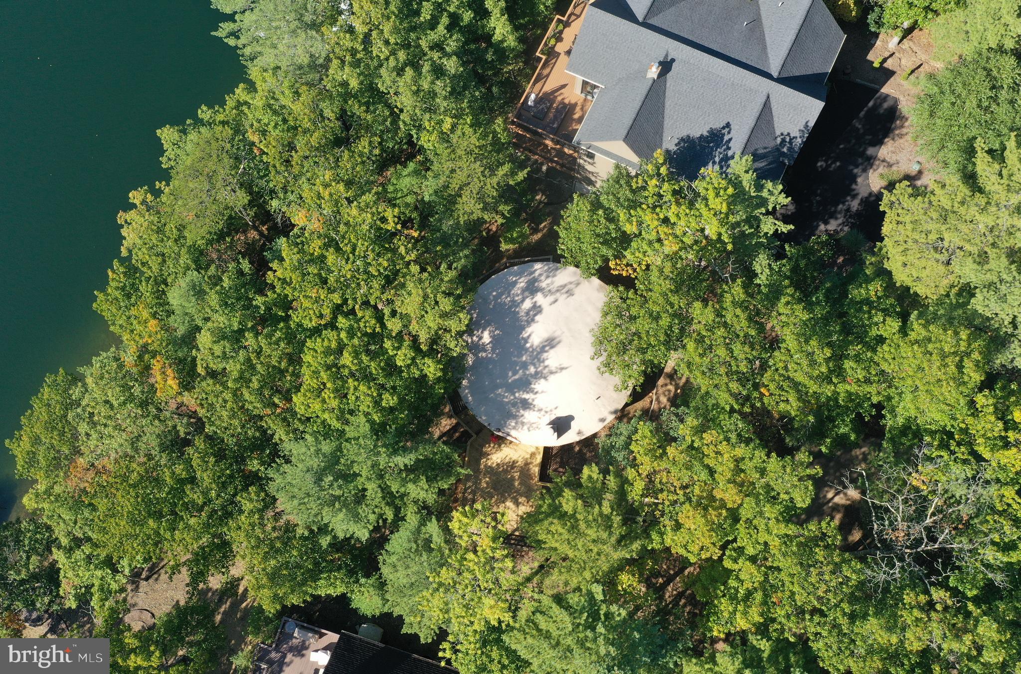 LAKE HOLIDAY ESTATES - Residential Lease