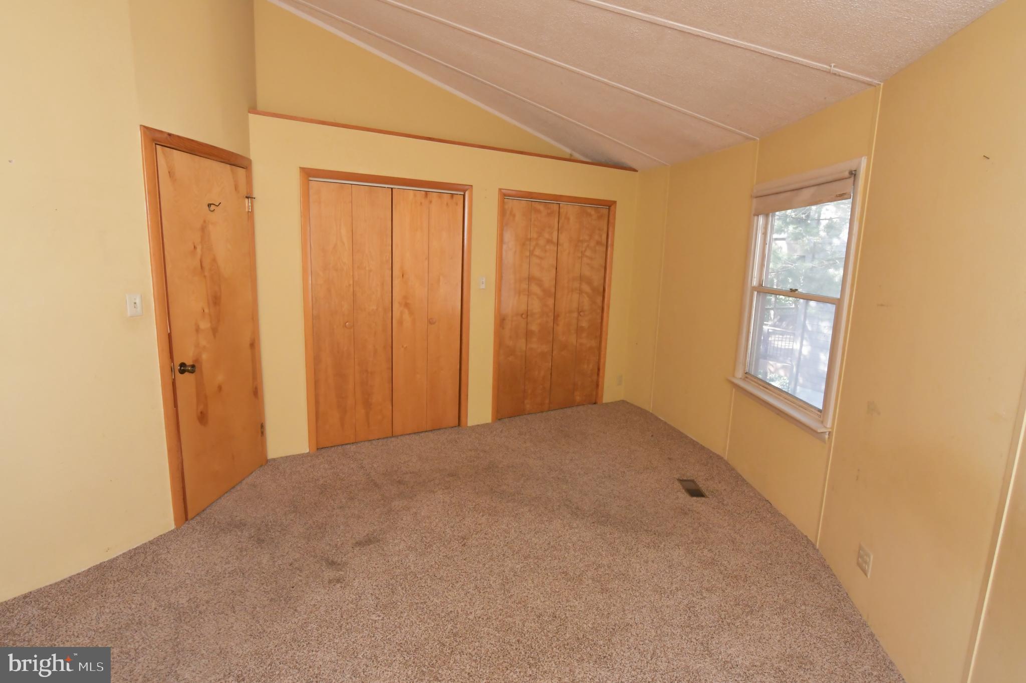 LAKE HOLIDAY ESTATES - Residential Lease