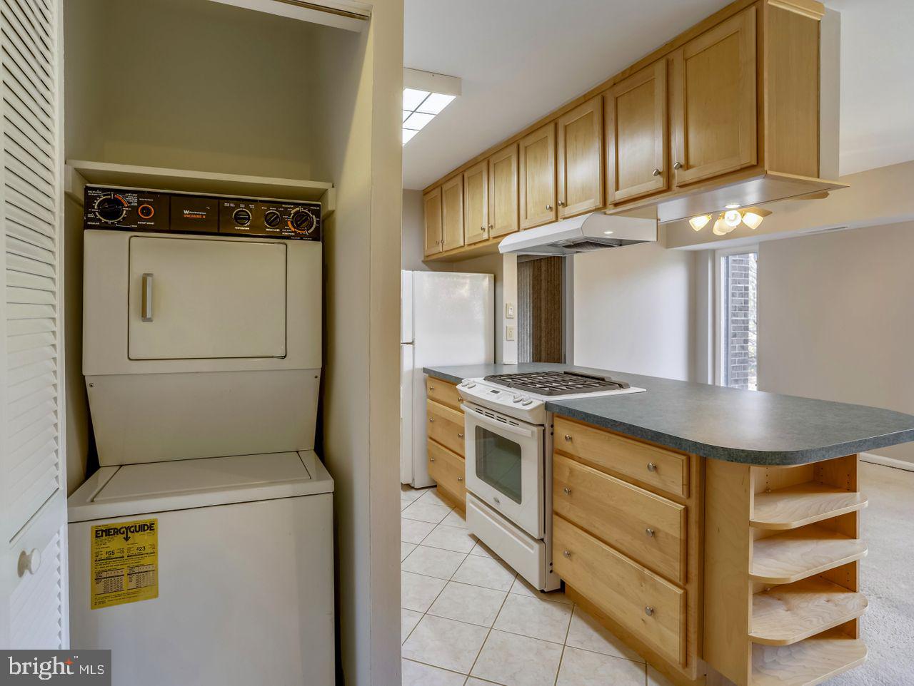 FAIRWINDS ON SEVERN - Residential