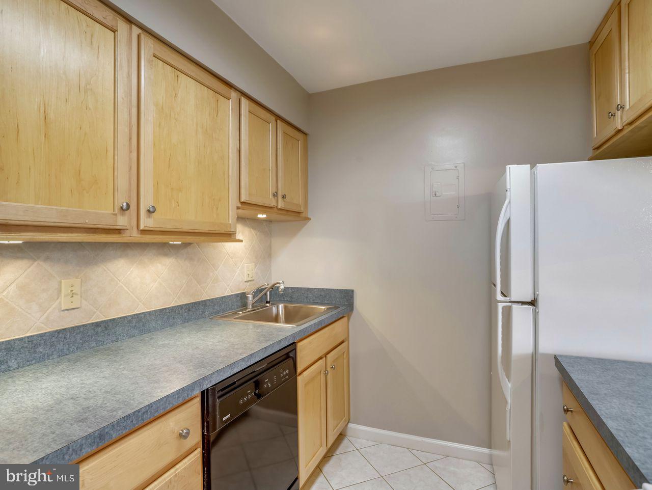 FAIRWINDS ON SEVERN - Residential