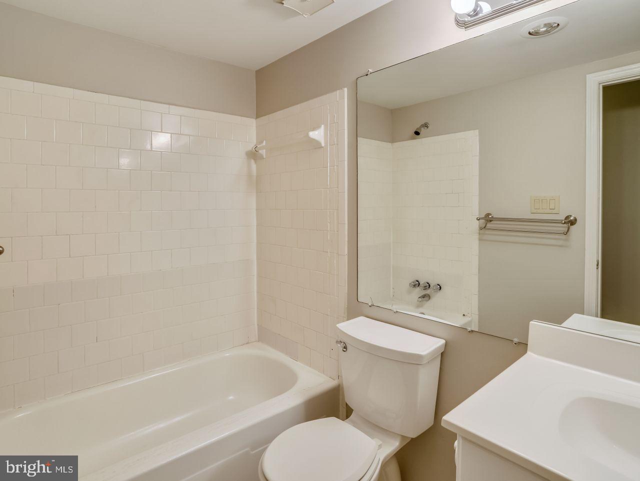 FAIRWINDS ON SEVERN - Residential