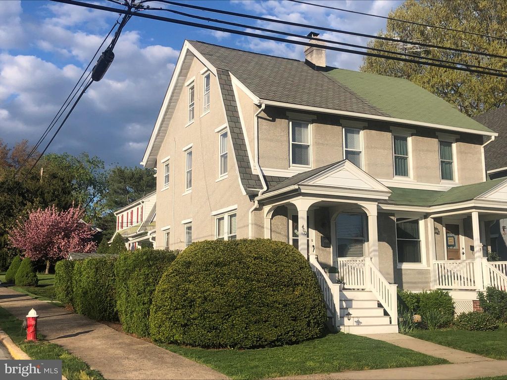 Photo of 400 S 3rd Avenue, ROYERSFORD, PA 19468 (MLS # PAMC2171312)