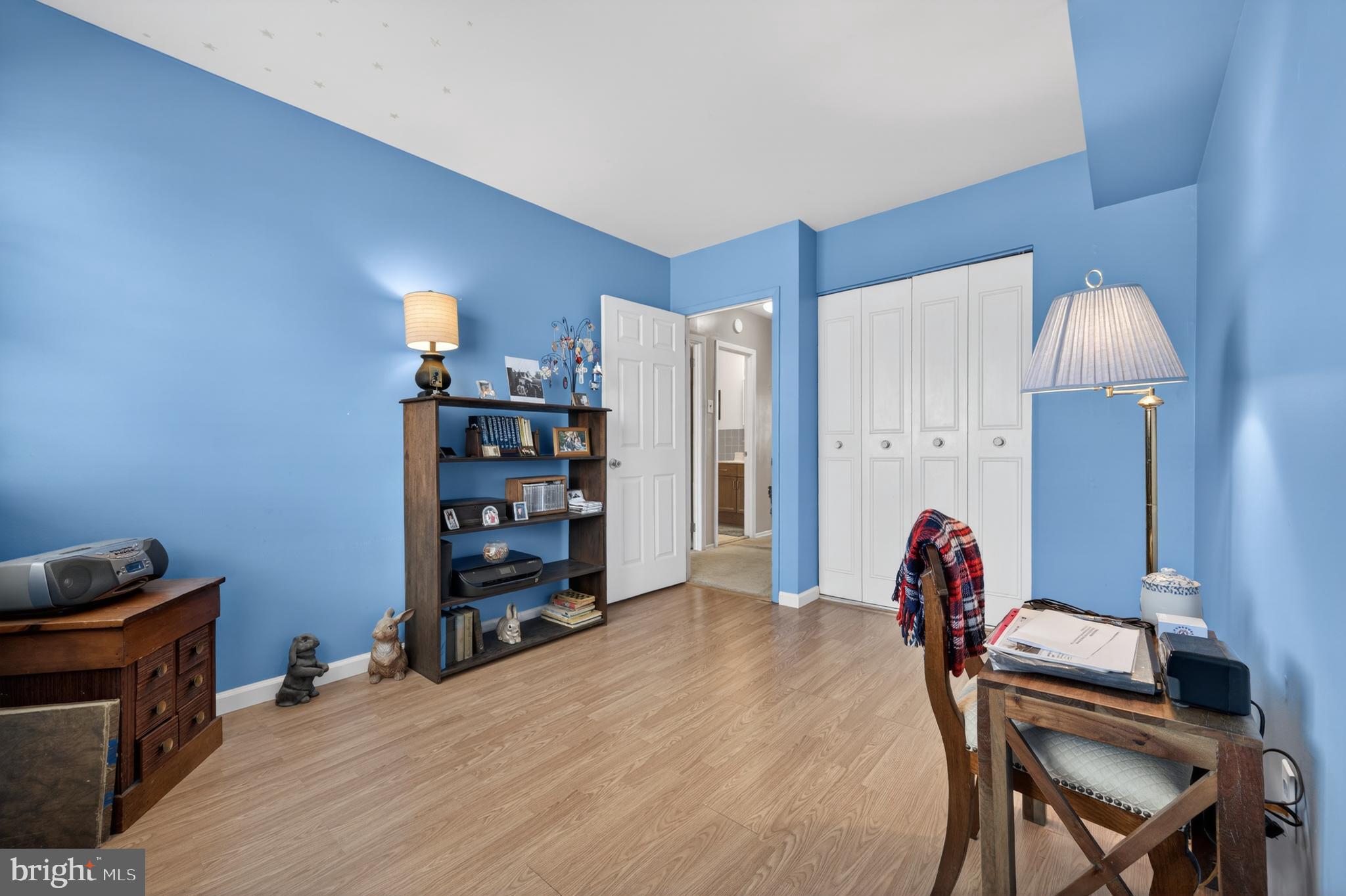 INDEPENDENCE SQ - Residential