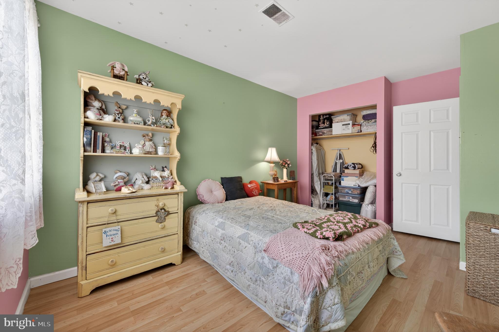 INDEPENDENCE SQ - Residential