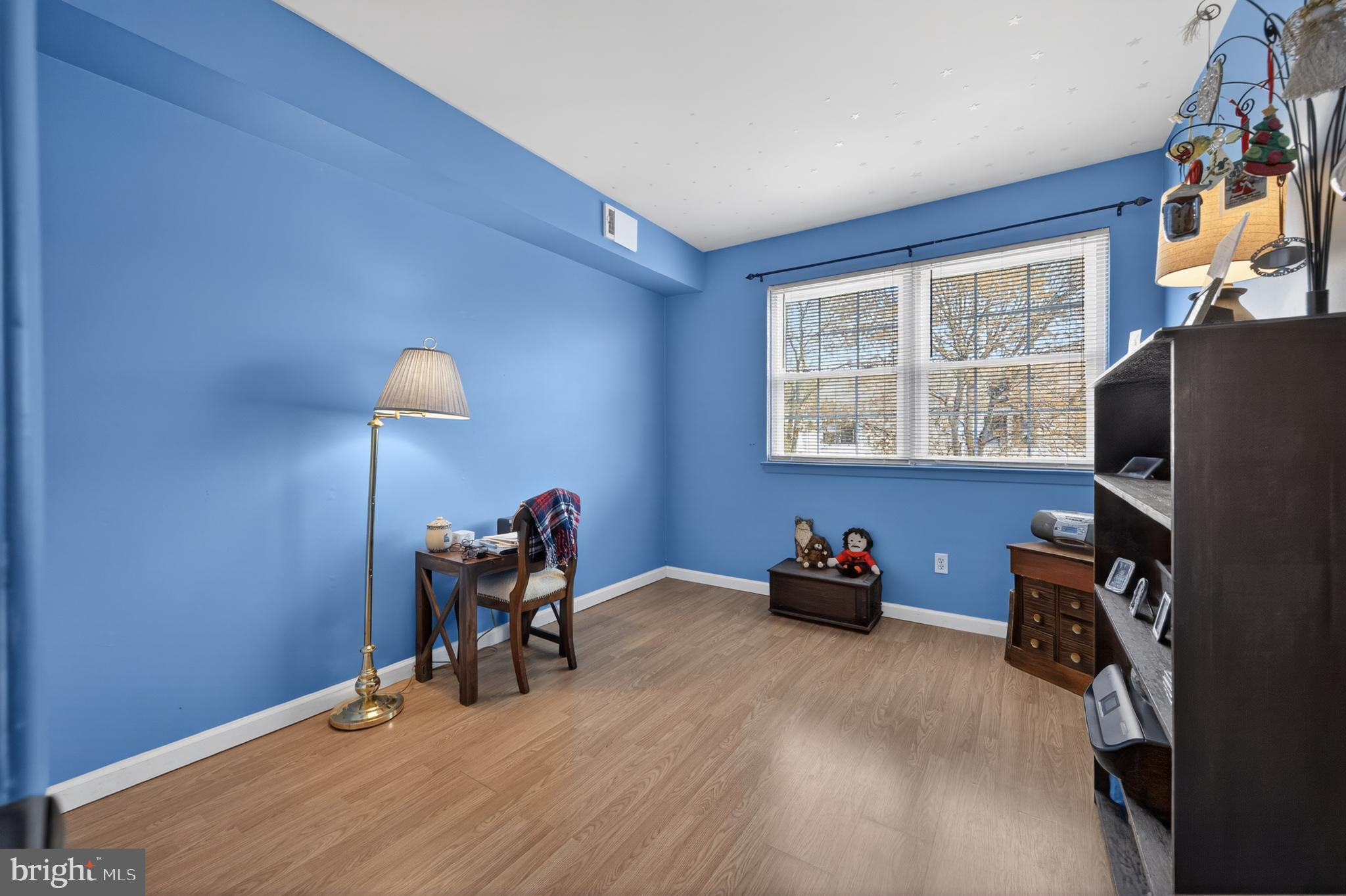 INDEPENDENCE SQ - Residential