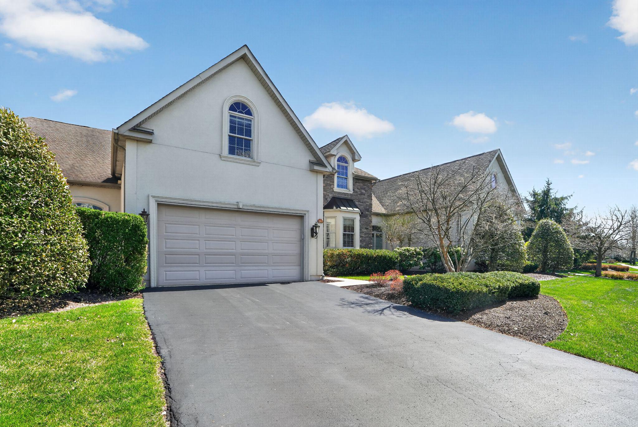 280 COUNTRY CLUB DRIVE