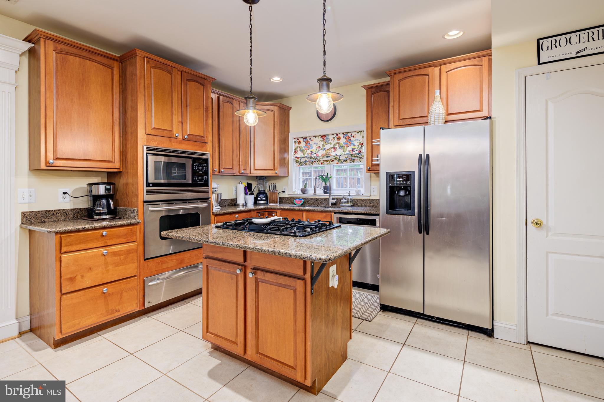 LAKE EVESHAM - Residential Lease