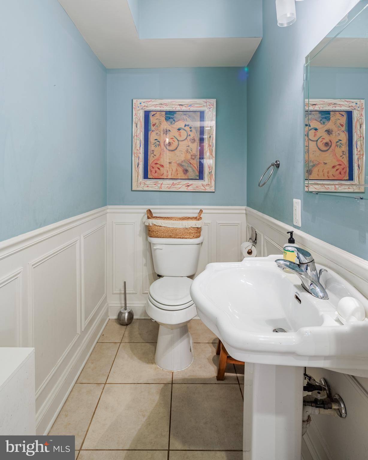 LAKE EVESHAM - Residential Lease