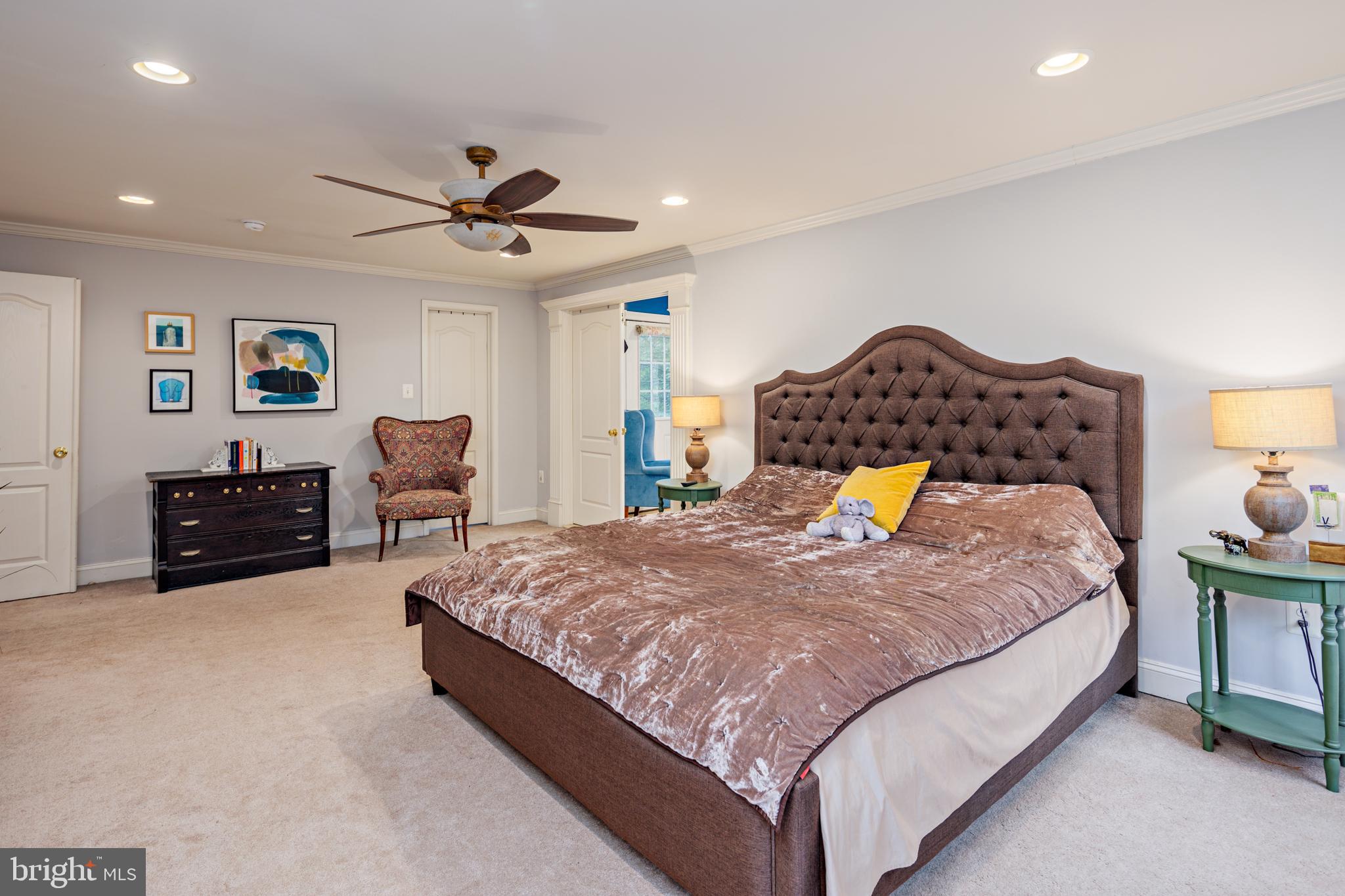 LAKE EVESHAM - Residential Lease