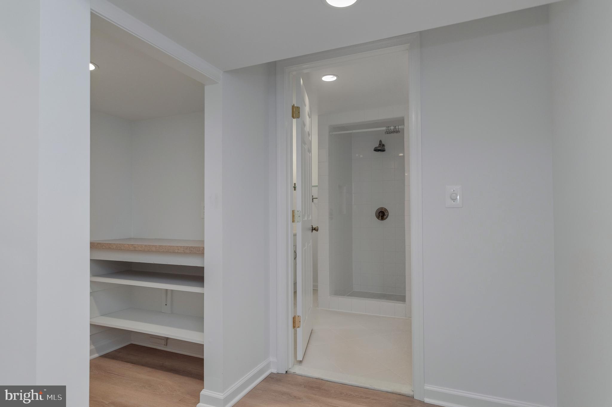 ARLINGTON - Residential Lease