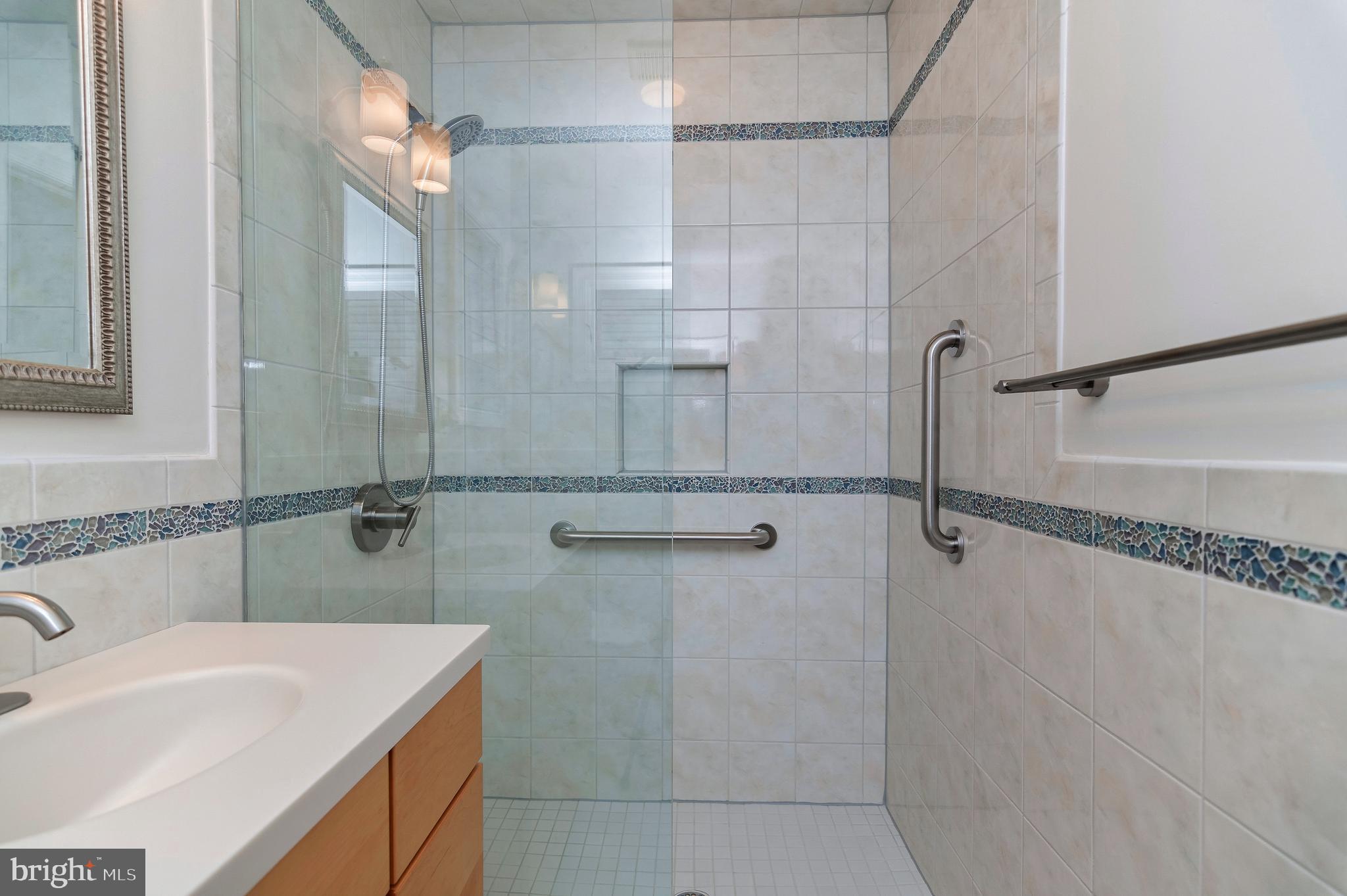 ARLINGTON - Residential Lease