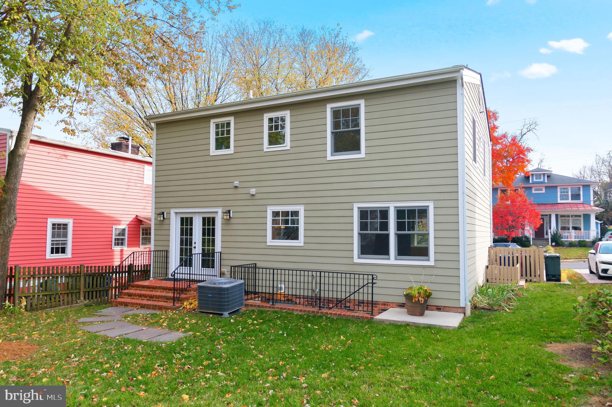 ARLINGTON - Residential Lease