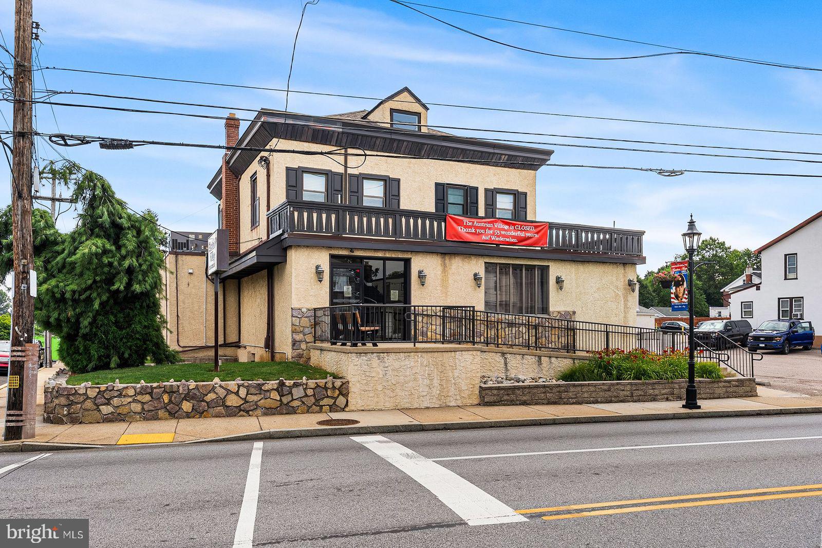 321 HUNTINGDON PIKE